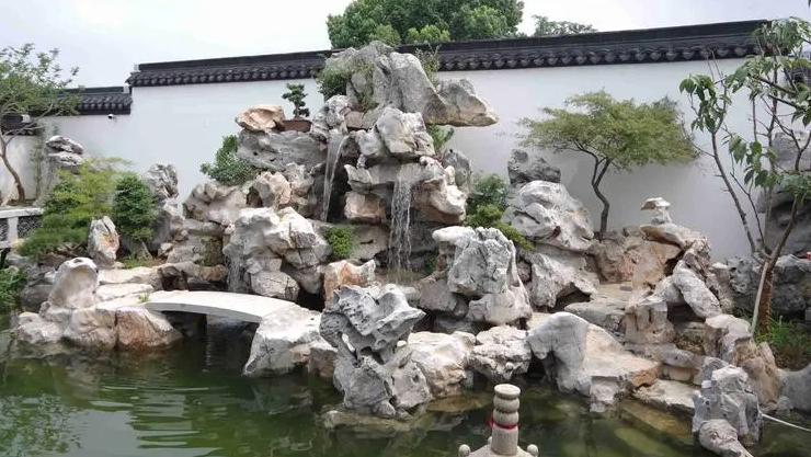 中式庭院太湖石假山制作